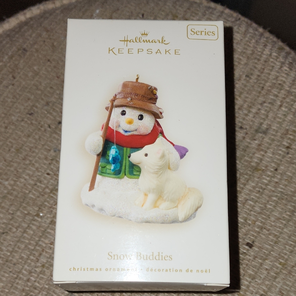 Hallmark Keepsake Snow Buddies Ornament - Red and Green